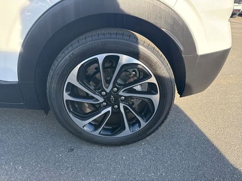 Used 2023 Chevrolet Bolt EUV Premier w/ Super Cruise Package image 31