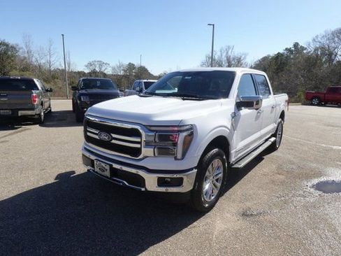 New 2025 Ford F150 Lariat w/ Equipment Group 501A Mid image 8