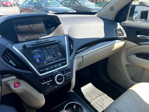 Used 2017 Acura MDX SH-AWD w/ Technology Package image 13