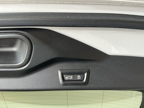 Certified 2022 BMW X5 xDrive40i w/ M Sport Package image 30