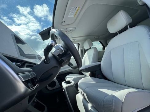 Certified 2024 Hyundai Ioniq 5 Limited AWD/4WD image 14