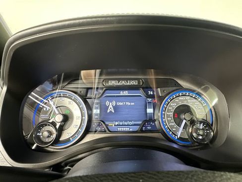 Used 2022 RAM 1500 Limited AWD/4WD image 7