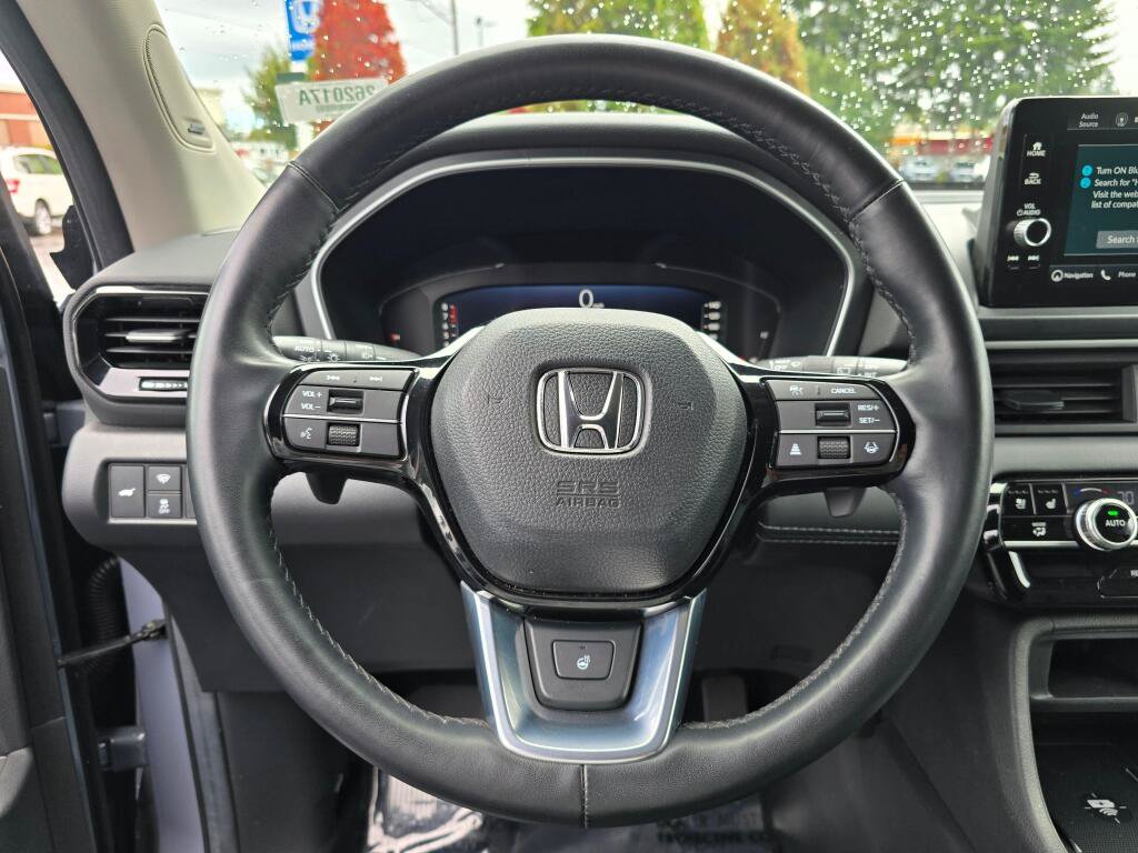 Certified 2024 Honda Pilot Elite image 18