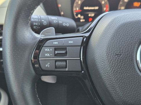 Certified 2025 Acura ADX A-Spec image 37