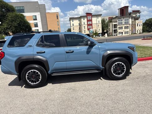 Used 2026 Toyota 4Runner TRD Off-Road Premium AWD/4WD image 6
