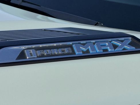 Used 2024 Toyota Tundra Limited image 11