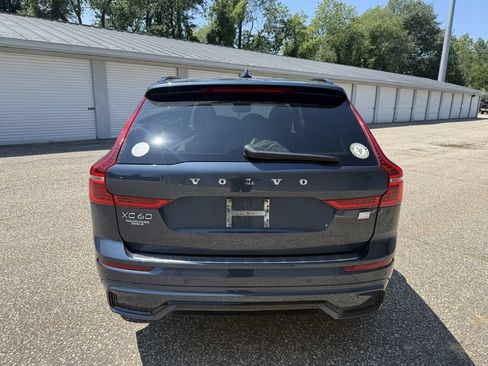 Used 2024 Volvo XC60 T8 Ultimate w/ Protection Package Premier AWD/4WD image 4