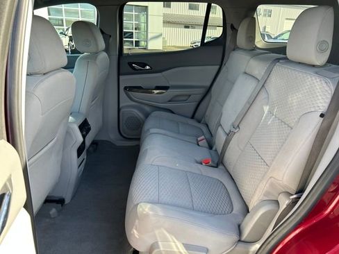 Used 2019 GMC Acadia SLE image 15