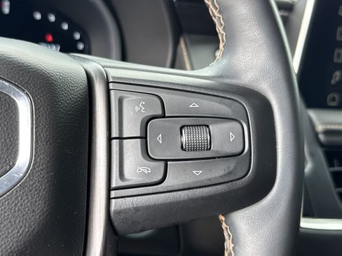 Used 2023 GMC Yukon AT4 w/ AT4 Premium Package AWD/4WD image 21