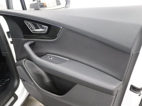 Used 2018 Audi Q7 3.0T Premium Plus AWD/4WD image 37