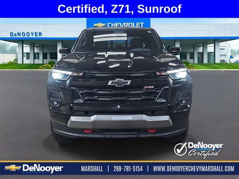 Used 2023 Chevrolet Colorado Z71 w/ Z71 Convenience Package 2 AWD/4WD image 2