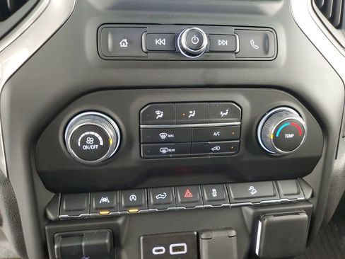 Used 2024 Chevrolet Silverado 1500 Custom Trail Boss w/ LPO, Dark Essentials Package AWD/4WD image 25