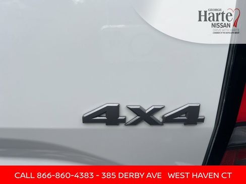 Certified 2025 Nissan Frontier SV image 43