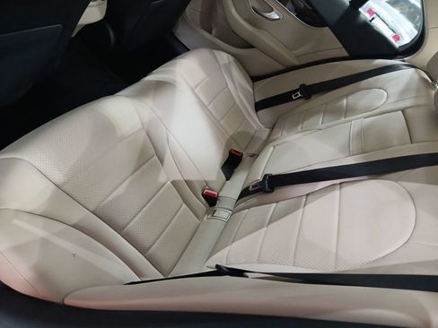 Used 2015 Mercedes-Benz C 300 4MATIC Sedan image 7