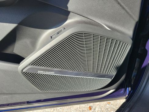 Used 2018 Audi SQ5 Prestige w/ Prestige Package image 18