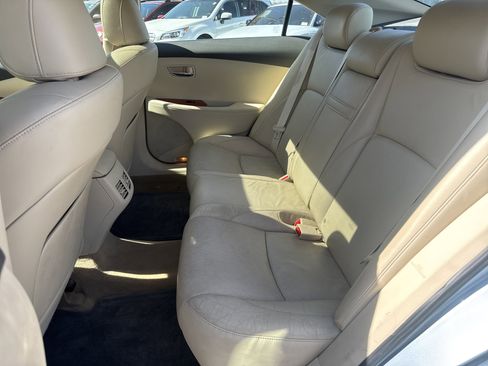 Used 2010 Lexus ES 350 image 27