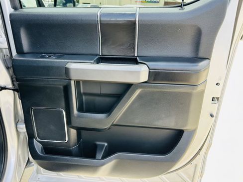 Used 2019 Ford F150 Platinum w/ Equipment Group 701A Luxury AWD/4WD image 35