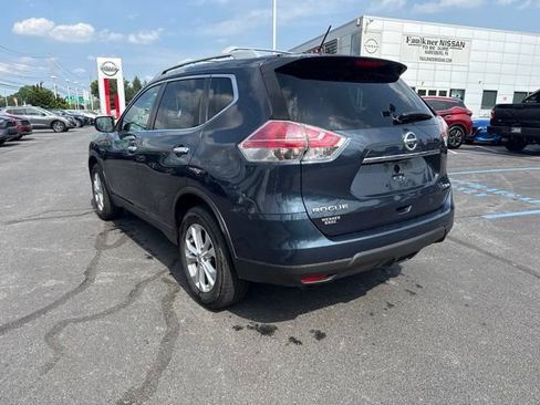 Used 2016 Nissan Rogue SV w/ SV Moonroof Package AWD/4WD image 5