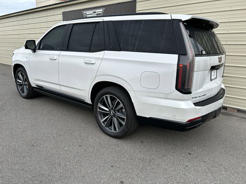 Certified 2025 Cadillac Escalade Sport Platinum image 2