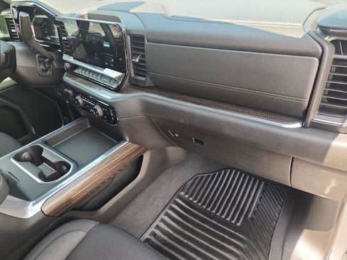 Used 2025 Chevrolet Silverado 2500 LT w/ Texas Edition AWD/4WD image 28