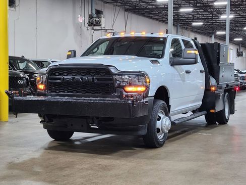 Used 2024 RAM 3500 Tradesman image 4
