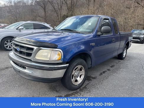 Used 1997 Ford F150 XLT image 1