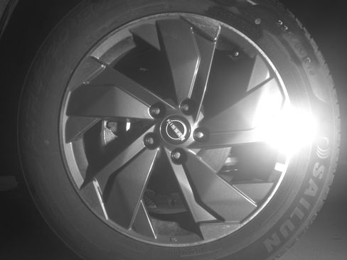 Used 2025 Nissan Rogue SV image 12