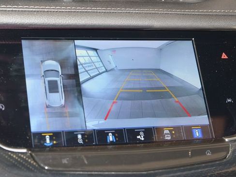 Certified 2023 Cadillac XT6 Sport w/ Technology Package AWD/4WD image 33