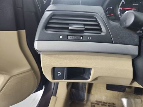 Used 2011 Honda Accord LX-P image 13