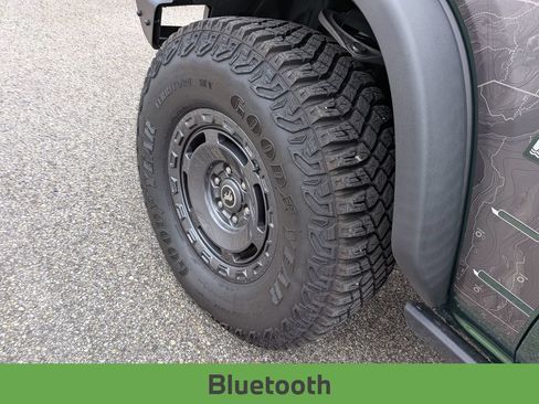 Used 2024 Ford Bronco Everglades AWD/4WD image 6