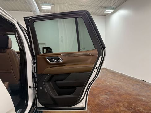 Used 2023 Chevrolet Tahoe High Country image 64