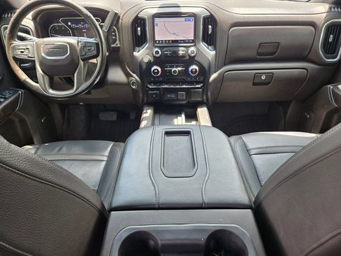 Used 2020 GMC Sierra 2500 Denali w/ Denali Ultimate Package AWD/4WD image 17