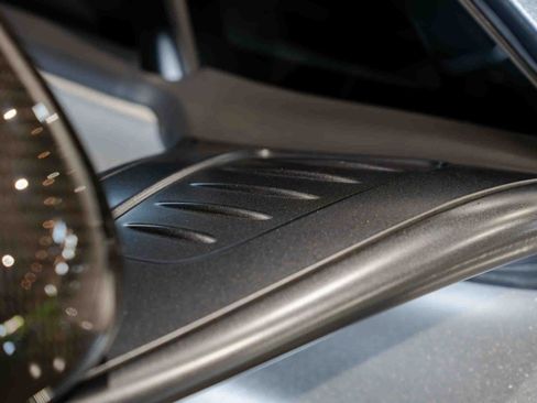 Used 2016 McLaren 650S Spider RWD image 61