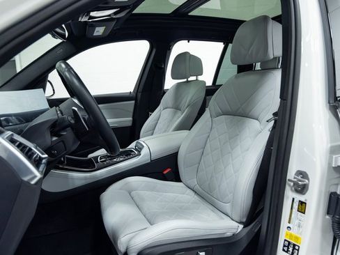 Certified 2024 BMW X5 M60i image 22