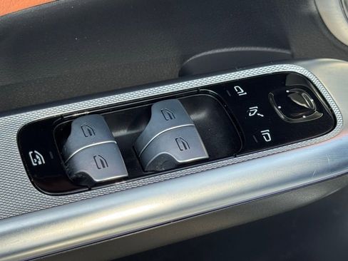 Used 2023 Mercedes-Benz GLC 300 image 21