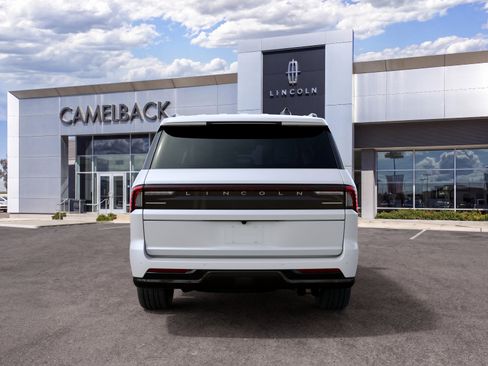 New 2027 Lincoln Navigator L Reserve w/ Jet Appearance Package AWD/4WD image 32