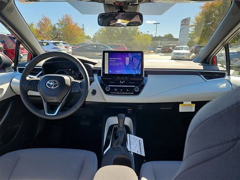 New 2026 Toyota Corolla SE image 7