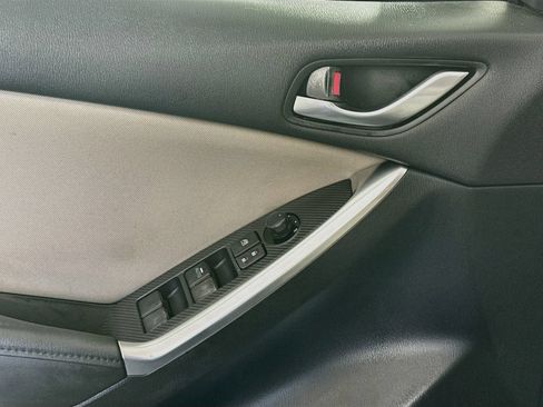 Used 2016 MAZDA CX-5 Touring w/ Bose/Moonroof Package FWD image 18