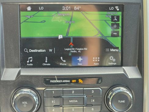 Used 2018 Ford F150 Lariat AWD/4WD image 5