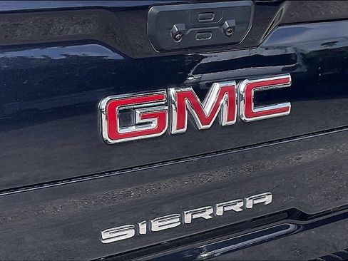 Used 2024 GMC Sierra 1500 AT4 AWD/4WD image 23