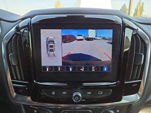 Used 2023 Chevrolet Traverse High Country AWD/4WD image 26