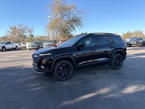 New 2026 Chevrolet Equinox LT w/ Midnight Edition image 3