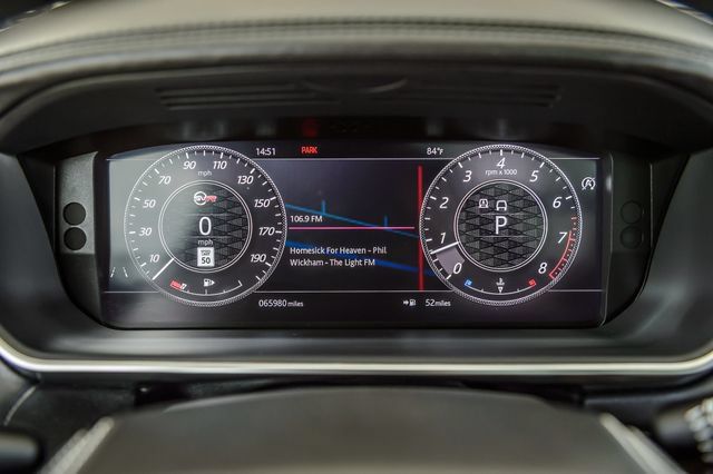 Used 2020 Land Rover Range Rover Sport SVR AWD/4WD image 18