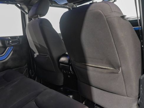 Used 2013 Jeep Wrangler Unlimited Sport AWD/4WD image 33