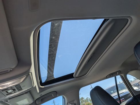 Used 2024 Toyota RAV4 XLE Premium image 17