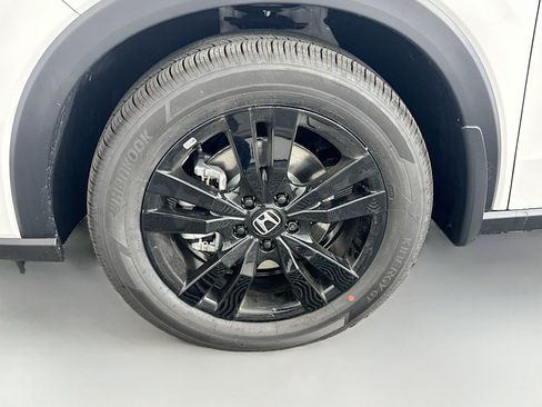 Certified 2026 Honda HR-V Sport image 22