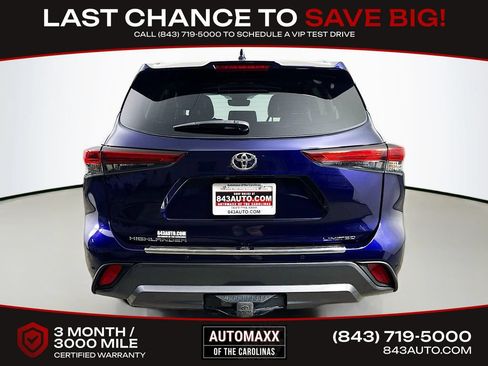 Used 2023 Toyota Highlander Limited FWD image 6
