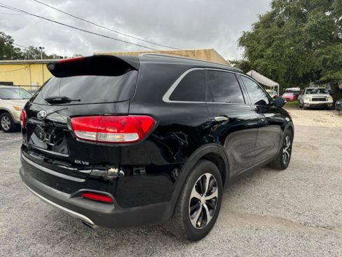 Used 2016 Kia Sorento EX w/ EX Premium Package image 5