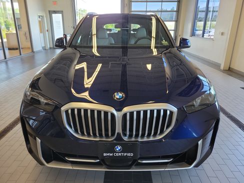 Used 2024 BMW X5 xDrive40i AWD/4WD image 2