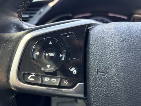 Used 2019 Honda Civic EX image 18